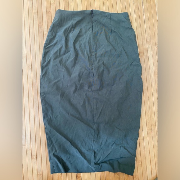 ASOS pencil skirt - Picture 2 of 4